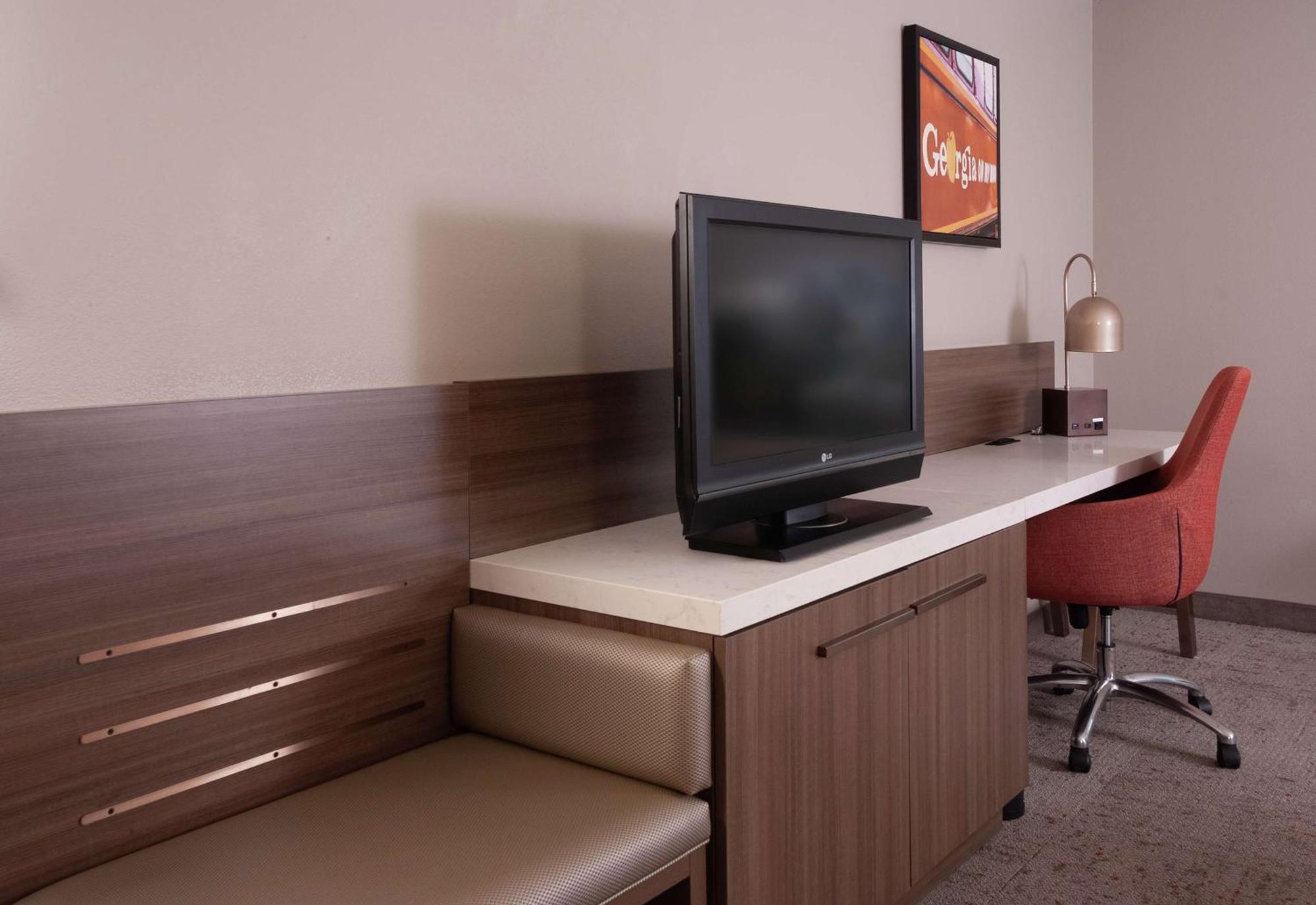 Hilton Garden Inn Atlanta Airport/Millenium Center College Park Esterno foto